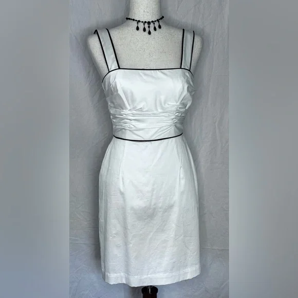 Black House White Market Cotton Dress with Black Trim SZ 0 Black House White Market Cotton Dress with Black Trim SZ 0